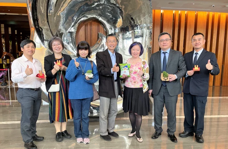 167817408925692 P20486438