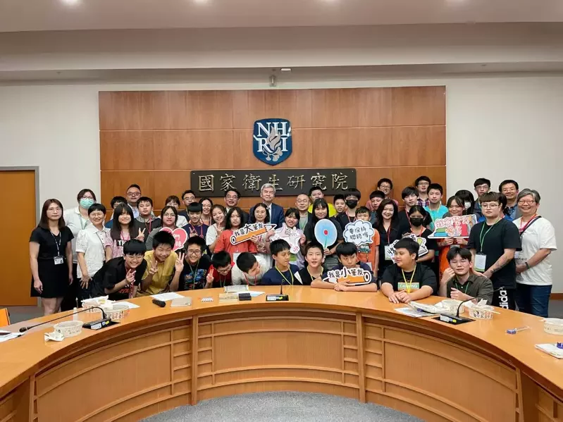 172129980076117 P30043652